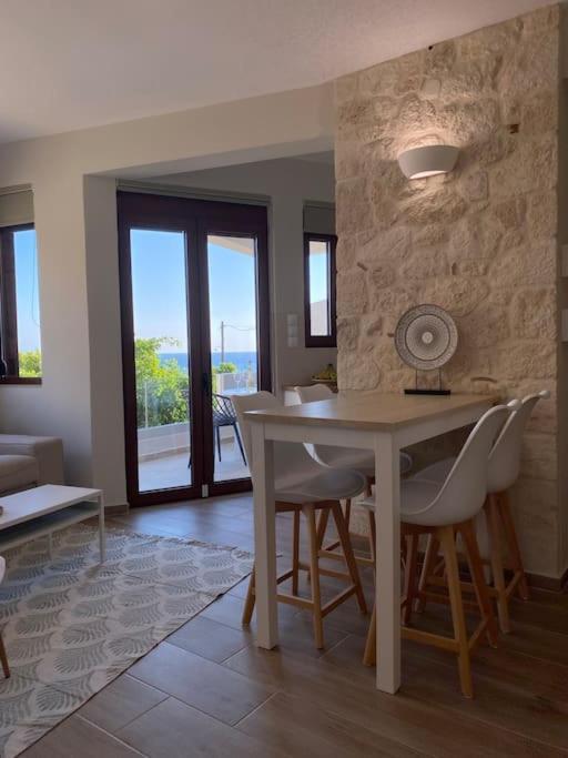 Makry-Gialos Luxury Seaview Apartment Makrýgialos 外观 照片